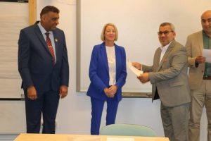 Read more about the article تدريسي في كلية التمريض بجامعة كربلاء يشارك في دورة تطوير المناهج التي نظمتها منظمة الاطفال يصنعون التغيير البريطانية(CHILDREN BRINGING CHANGE)