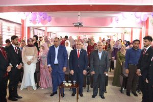 Read more about the article طلبة المرحلة الرابعة في كلية التمريض بجامعة كربلاء ينظمون حفلا تكريميا لمناسبة تخرجهم