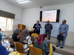 Read more about the article كلية التمريض تنظم ندوة علمية عن كيفية تغيير العقل الباطن