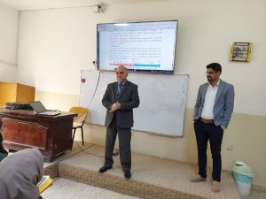 Read more about the article بعد مباشرتهم مقاعدهم الدراسية عميد كلية التمريض يلتقي بطلبة المرحلة الأولى