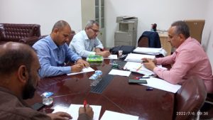 Read more about the article اللجنة الإمتحانية في كلية التمريض تواصل تدقيق الأوراق الإمتحانية لطلبة كليات التمريض