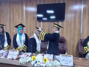 Read more about the article عميد كلية التمريض رئيساً في لجنة مناقشة طالبة الماجستير حول أثــر البرنامج التعليمي على معرفة القابلات