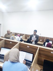 Read more about the article طلبة الدراسات الاولية تواصل أداء امتحاناتها الشهرية
