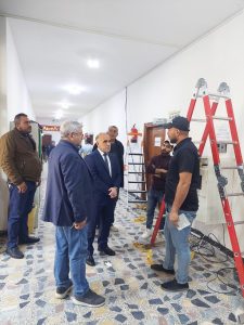 Read more about the article شعبة شؤون الديوان في كلية التمريض تواصل أعمال نصب منظومة الكاميرات