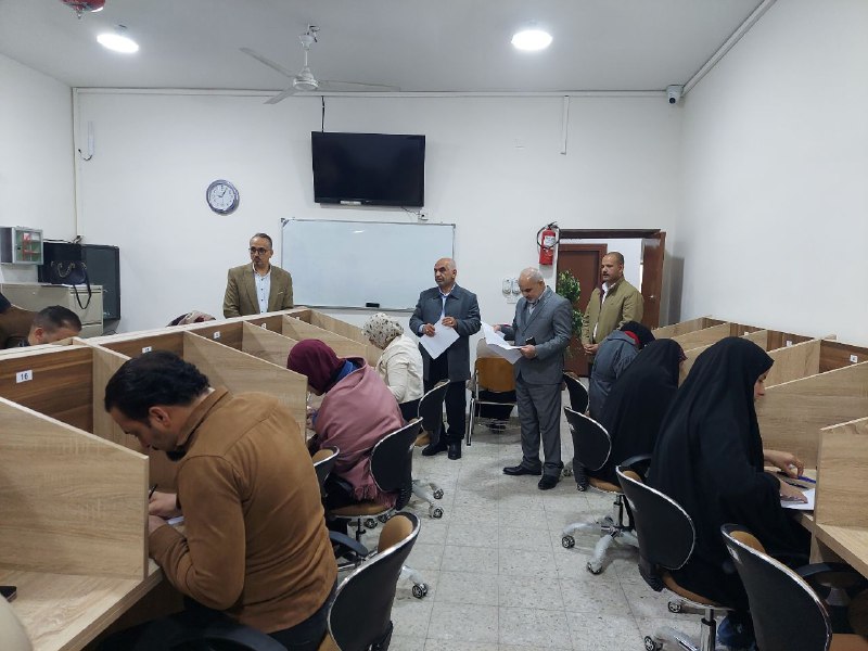 Read more about the article طلبة الدراسات العليا في كلية التمريض يؤدون الإمتحانات النهائية للفصل الأول