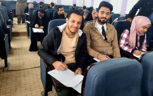 Read more about the article طلبة الدراسة الأولية في كلية التمريض يواصلون أداء الإمتحانات النهائية