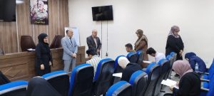 Read more about the article طلبة الدراسات العليا في كلية التمريض يواصلون أداء الإمتحانات النهائية