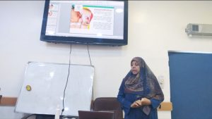Read more about the article فرع تمريض الأم والوليد ينظم دورة تدريبية عن أهمية الرضاعة الطبيعية