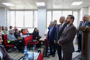 Read more about the article وزير التعليم يتفقد امتحان جائزة الإبداع والتميز للخريجين الأوائل من كليات الطب .. ويوجه بتكريم المتميزين ومنحهم مقاعد دراسية في المجلس العراقي للاختصاصات الطبية