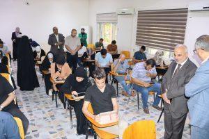 Read more about the article طلبة كلية التمريض بجامعة كربلاء يواصلون أداء الإمتحانات الشاملة