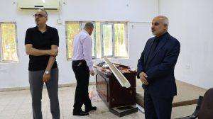 Read more about the article عميد كلية التمريض يتفقد سير عمل حملة لتأهيل القاعات الدراسية في بنايات كلية التمريض