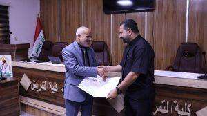 Read more about the article بالصور / السيد عميد كلية التمريض الأستاذ المساعد الدكتور سلمان حسين فارس الگريطي يكرم الأستاذ المساعد الدكتور مشتاق كريم عبد الرحيم مدير قسم التسجيل وشؤون الطلبة في رئاسة جامعة كربلاء لجهودة المتميزة في أقامة ورشة عمل في كلية التمريض جامعة كربلاء اليوم الأثنين الموافق 5 آب 2024 حول نظام بولونيا.   إعلام كلية التمريض