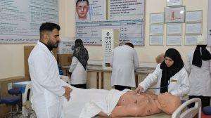 Read more about the article طلبة المرحلة الثانية فرع تمريض البالغين يؤدون الأمتحان العملي النهائي بطريقة الإمتحان السريري الموضوعي المنظم (OSCE)