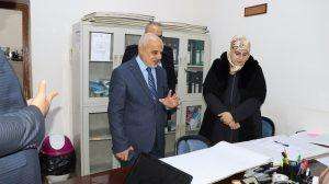 Read more about the article بالصور / عميد كلية التمريض الأستاذ المساعد الدكتور سلمان حسين فارس الگريطي وبرفقته الأستاذ المساعد الدكتور زكي صباح مصيحب معاون العميد للشؤون الإدارية والمالية في كلية التمريض في زيارة تفقدية اليوم الأحد الموافق ٢٢ كانون الأول ٢٠٢٤ الى اللجان الإمتحانية الخاصة بطلبة الدراسة الأولية الصباحية والمسائية تزامناً مع إنطلاق الإمتحانات النهائية الفصل الدراسي الأول للعام الدراسي الحالي ٢٠٢٤ – ٢٠٢٥ لطلبة المراحل الدراسية الثانية والثالثة والرابعة .   إعلام كلية التمريض