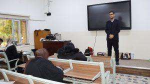 Read more about the article بالصور / طلبة المرحلة الأولى في كلية التمريض يؤدون الإمتحانات الشهرية