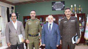 Read more about the article بالصور / عميد كلية التمريض الأستاذ المساعد الدكتور سلمان حسين فارس الگريطي يستقبل في مكتبه لجنة الدفاع المدني التابعة الى مديرية الدفاع المدني في محافظة كربلاء المقدسة لمناقشة القضايا الخاصة بالسلامة وآلية التعاون المشترك بين الجانبين خدمة للصالح العام. إعلام كلية التمريض