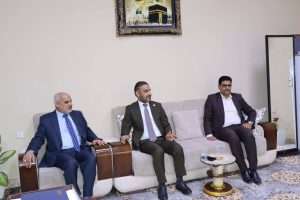 Read more about the article عضو لجنة التعليم في مجلس النواب العراقي الدكتور فراس المسلماوي يزور كلية التمريض للاطلاع على سير الامتحانات