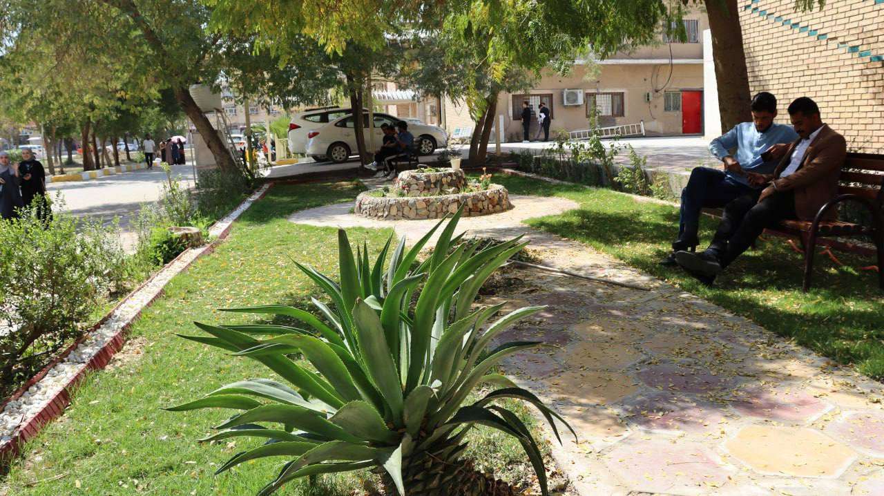 Read more about the article الأجواء الصباحية  الطلابية في الكلية