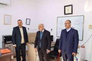 Read more about the article جولة تفقدية للسيد عميد الكلية في عدد من الأقسام الإدارية