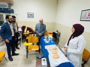 Read more about the article جولة ميدانية للسيد العميد لمتابعة سير الامتحانات النهائية لطلبة المرحلة الأولى