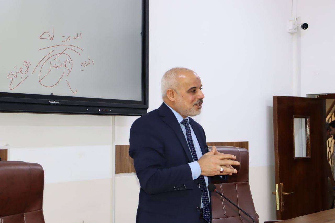 Read more about the article كلية التمريض تقيم دورة تدريبية بعنوان (الاستدامة الصحية في مواجهة الأزمات)